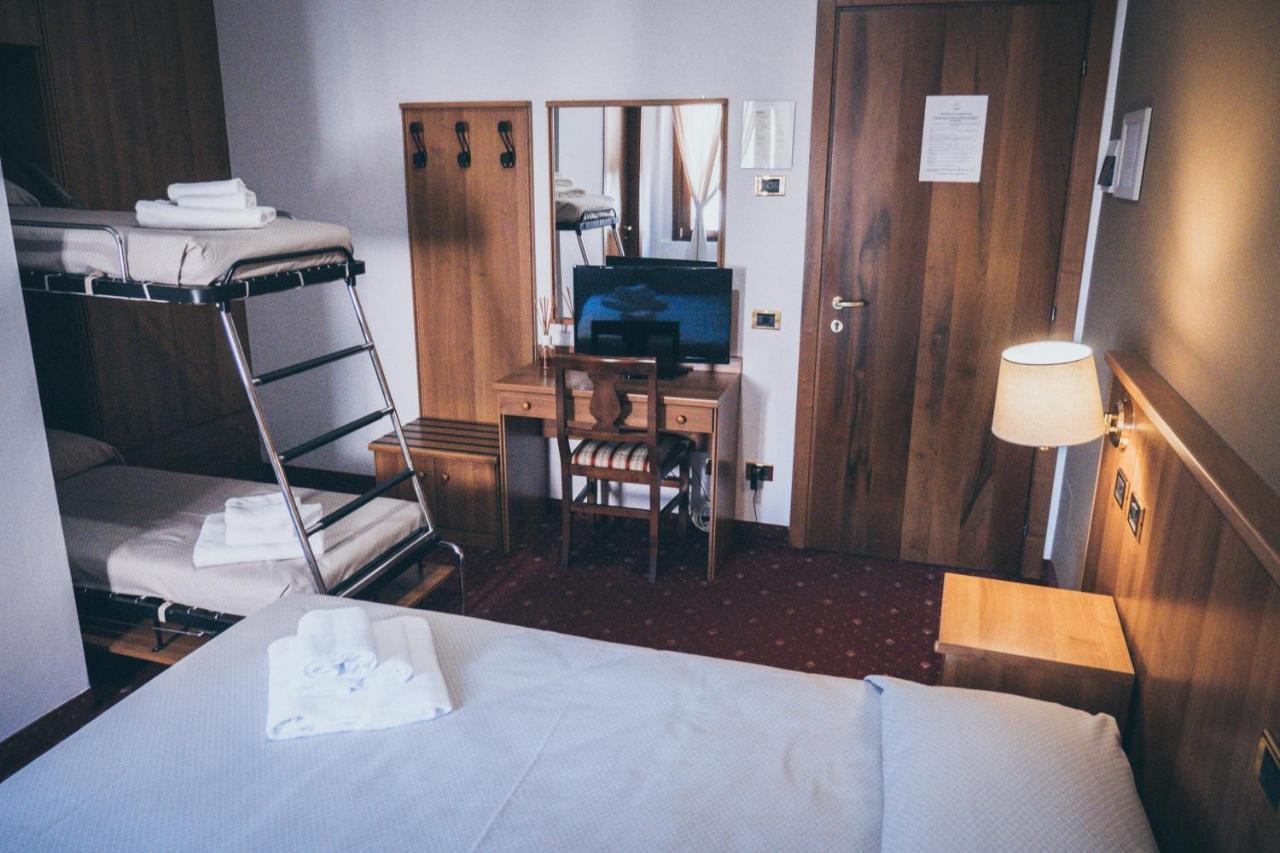 Villanova Hotel San Bonifacio Buitenkant foto